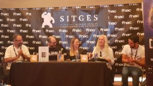 Mick Garris participó en la presentación del Festival Isla Calavera celebrada en Sitges, donde se dio a conocer el homenaje que se le rendirá en el marco de la segunda edición del certamen.