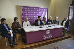 Mesa redonda de presentación del palmarés del Festival Isla Calavera 2019, con la presencia de los invitados de honor del certamen.