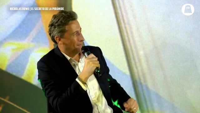 NOVIEMBRE FANTASMA · El secreto del joven Nicholas Rowe