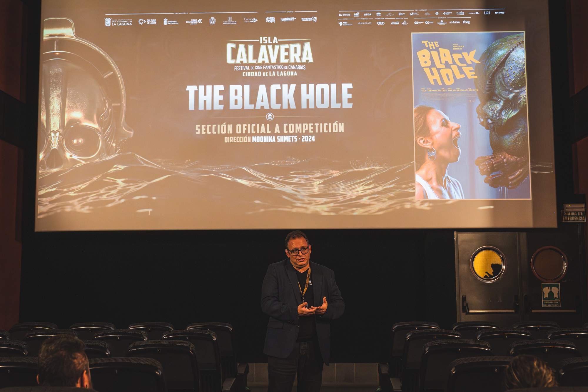 Manuel Díaz Noda presenta el primer pase de The Black hole en Isla Calavera 2025.