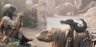 DOBLE EVENTO PREFESTIVAL CON ‘CRISTAL OSCURO’ Y LA PRESENCIA DE EDUARDO NORIEGA EN ‘LA AHORCADA’ Cristal Oscuro, de Jim Henson.