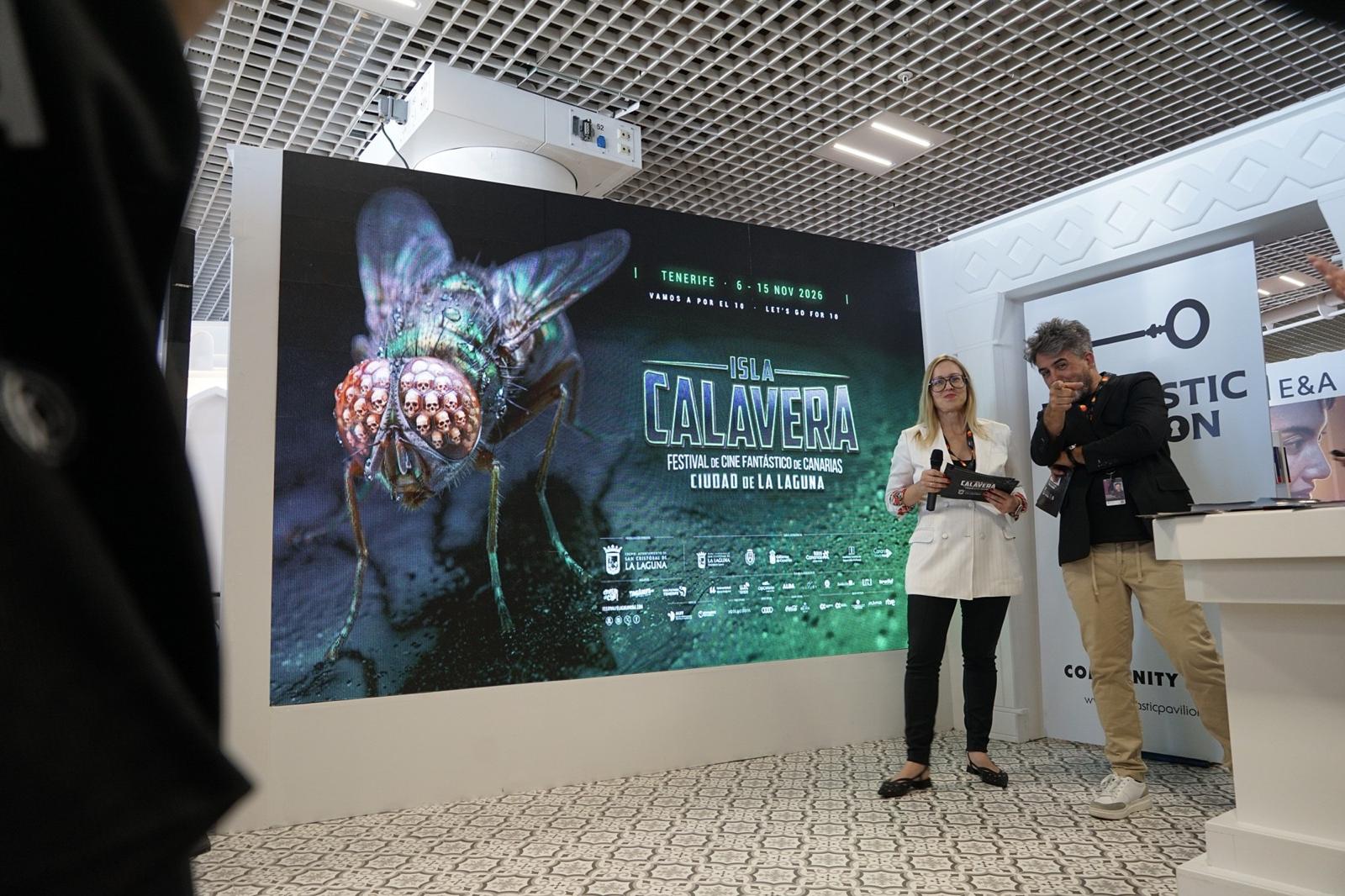 Presentación del póster oficial del Festival Isla Calavera en Cannes 2026.