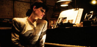 SEAN YOUNG Sean Young. Blade Runner (1982)